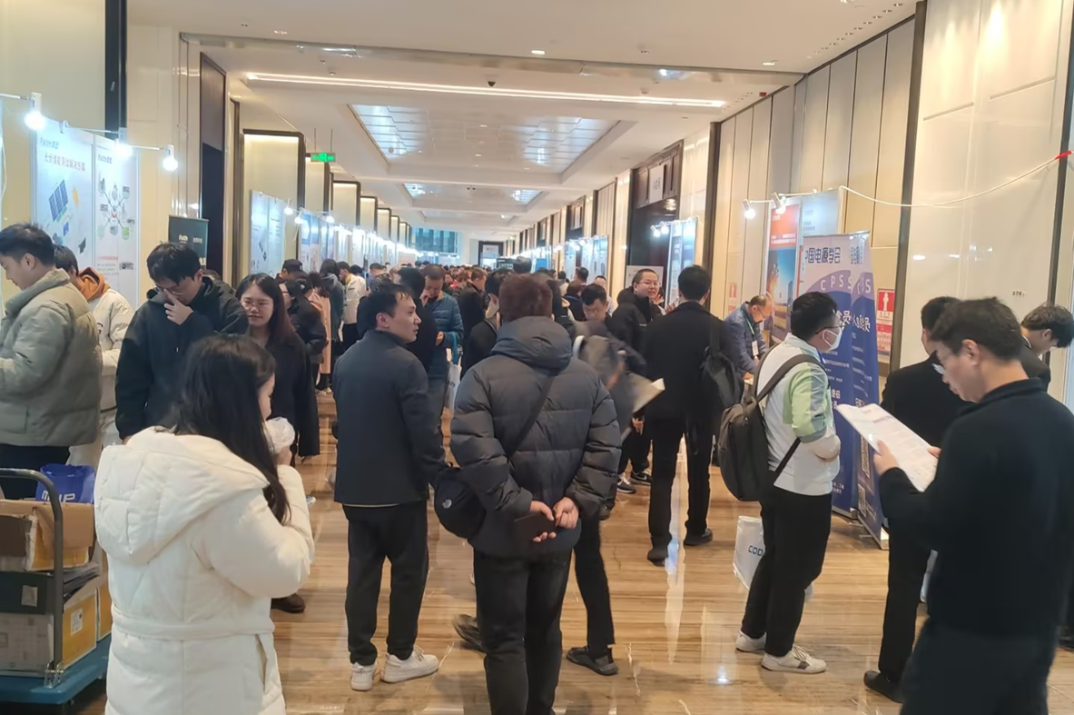 费思科技携手宇捷弘业亮相“第十四届亚洲电源技术发展论坛”