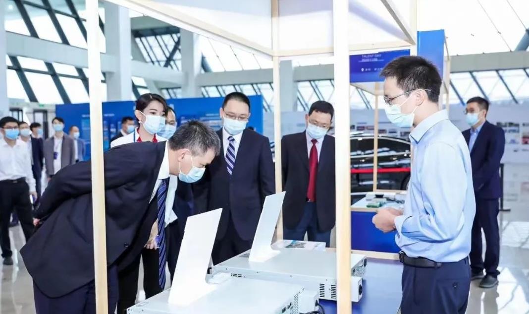 费思参加深汕合作智能网联之车专场